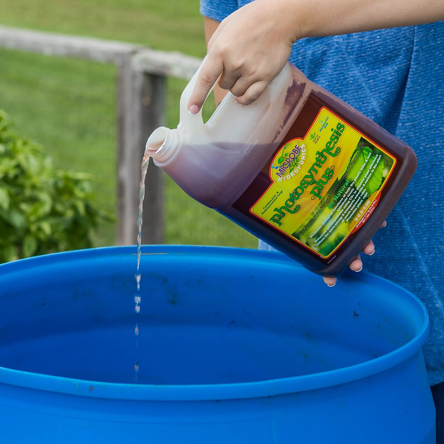 Microbe Life Hydroponics Premium Photosynthesis Plus to Grow Fruits, Vegetables, and Herbs, The Best Professional Big Bud Grow, Use with Any Feeding Systems Including Hydroponics or Soil, 1 Gallon